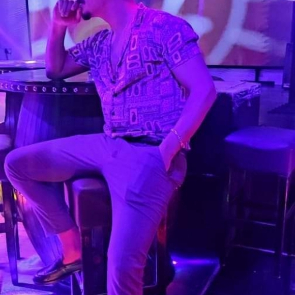 Share show flyer - Picture 9 of 12